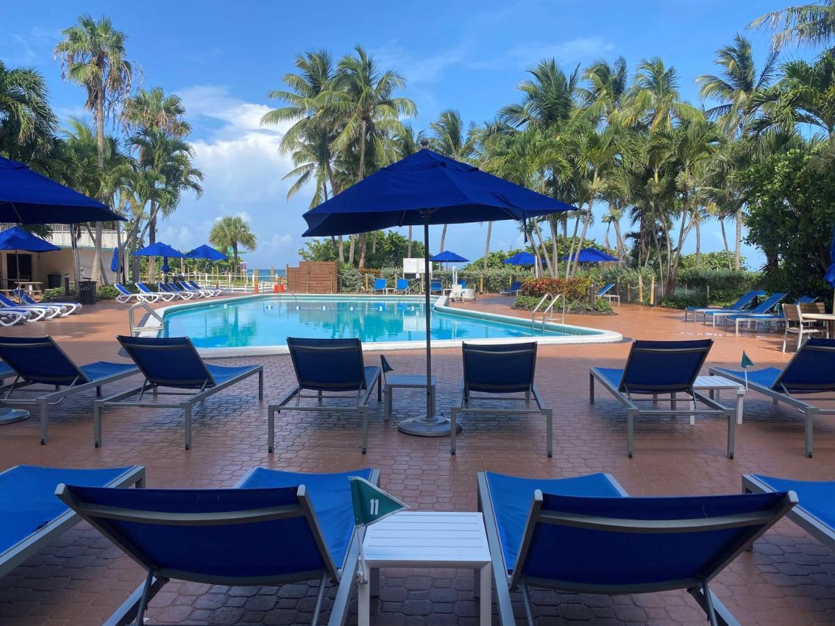 Radisson Resort Miami Beach Exterior foto
